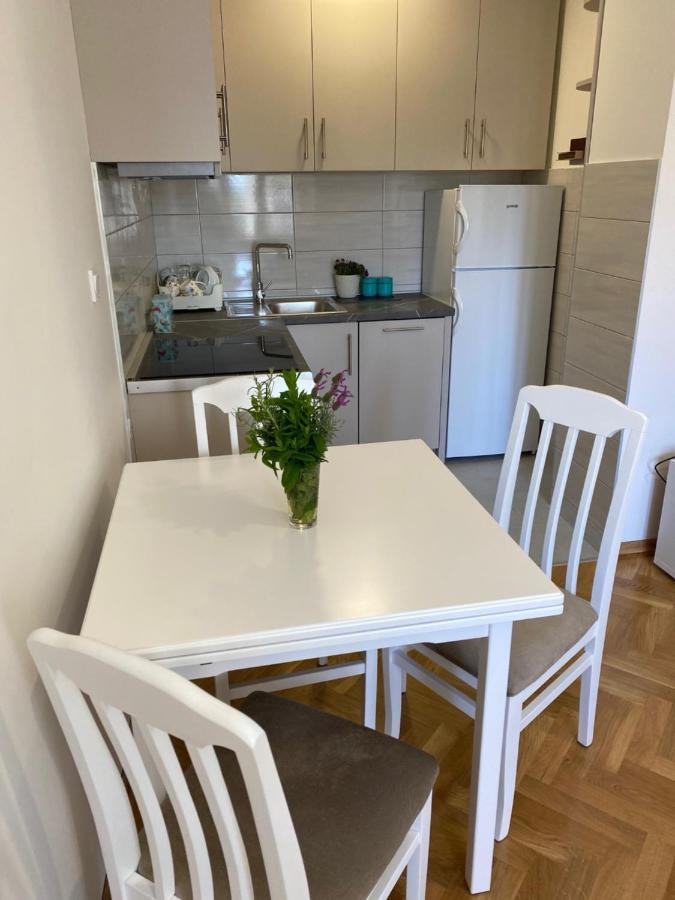 Napjacu With Own Parking And Garden Apartment Herceg Novi Exterior photo